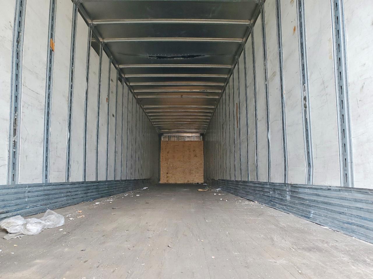 2014 Stoughton DRY Van Trailer