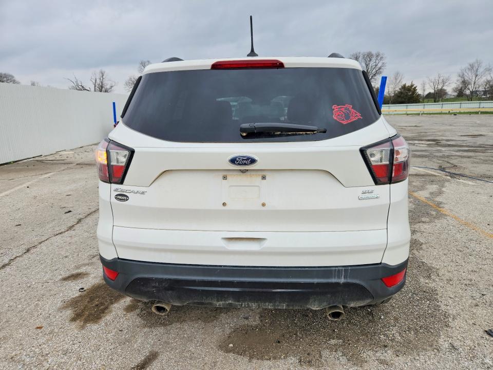 2018 Ford Escape se