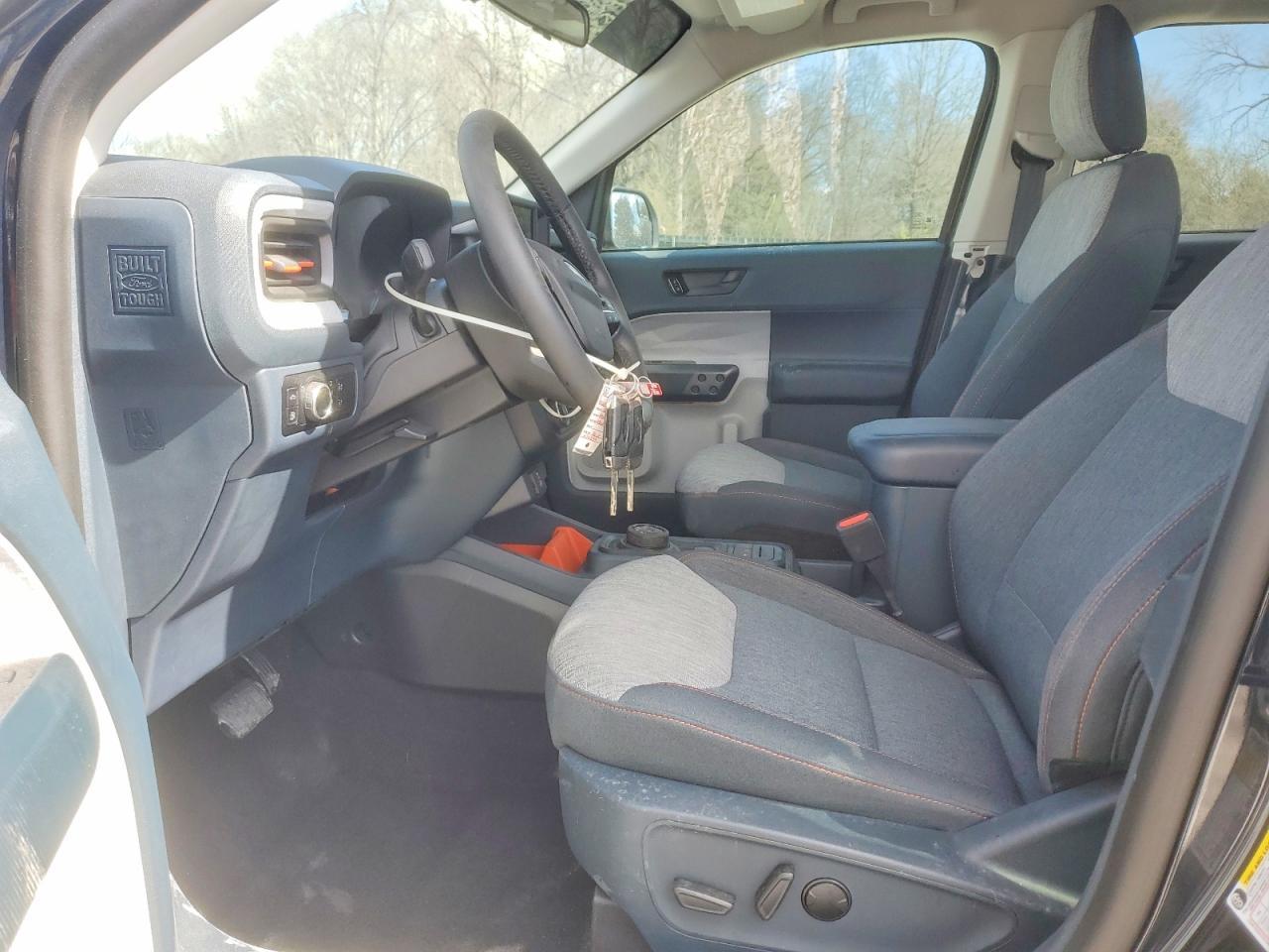 2023 Ford Maverick XL