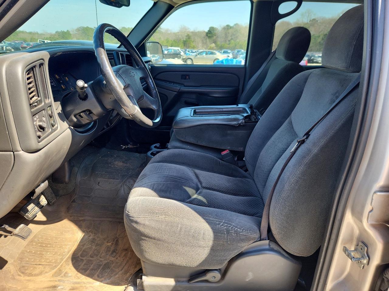 2004 Chevrolet Silverado C1500