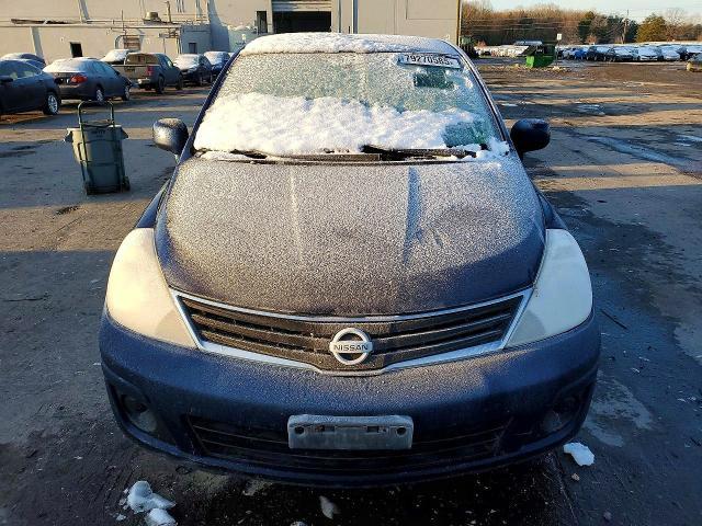2011 Nissan Versa 1.8 s