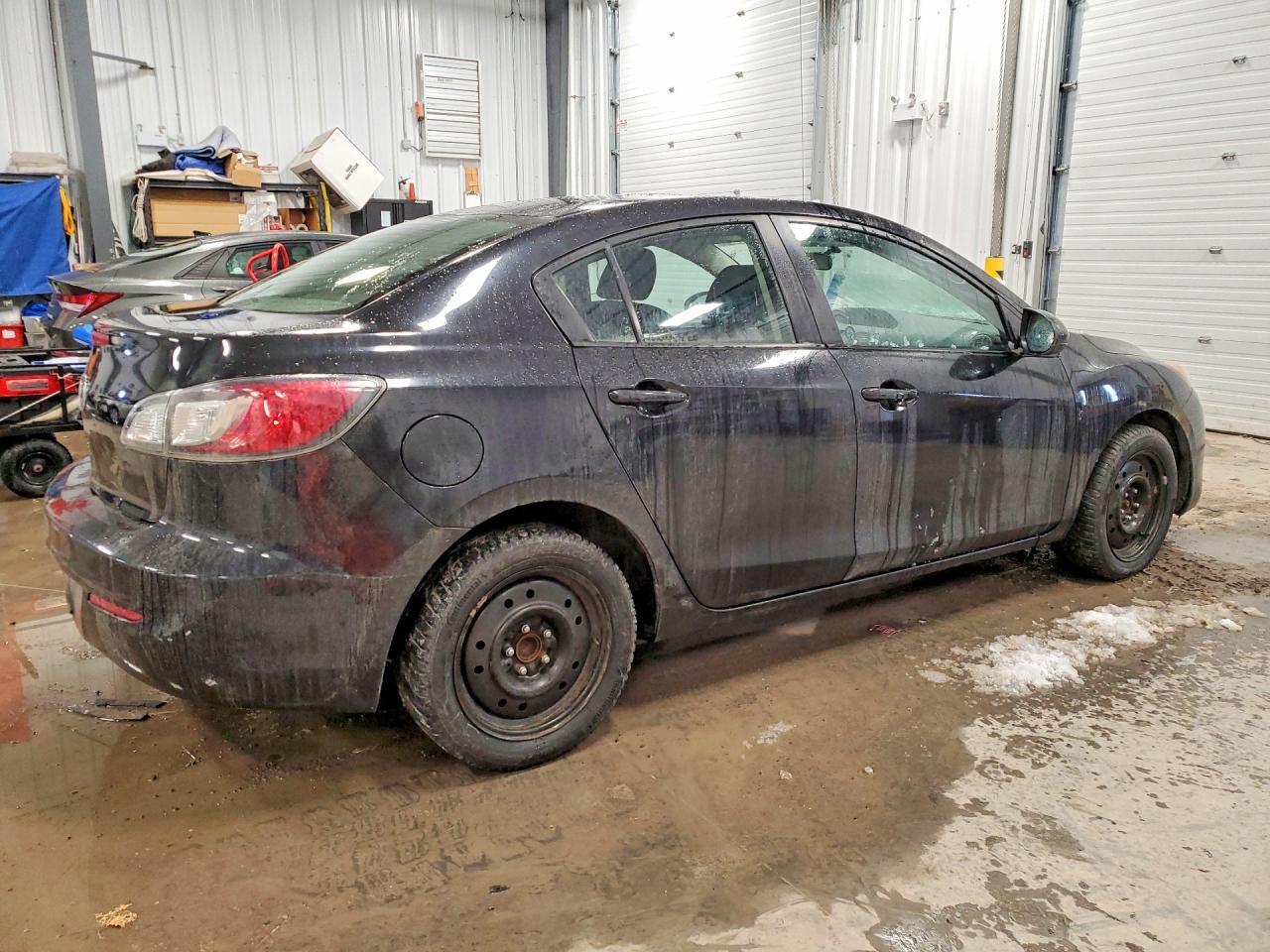 2013 Mazda 3 I