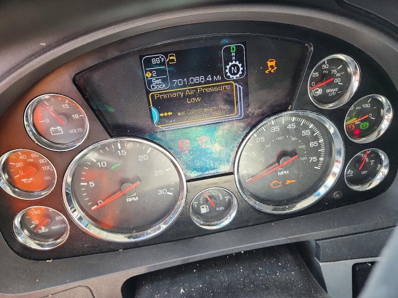 2022 Kenworth T680 Semi Truck