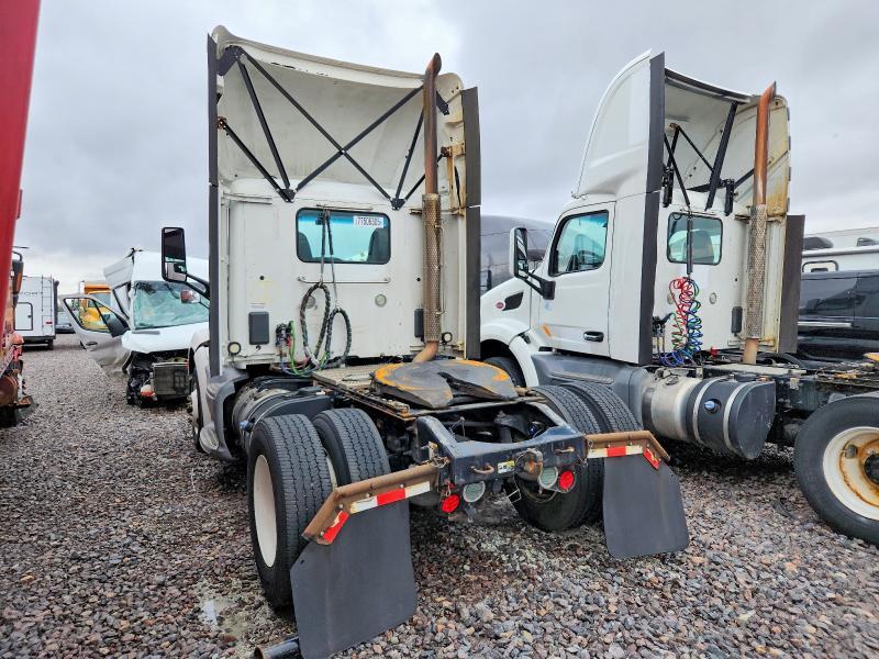 2017 Peterbilt 579