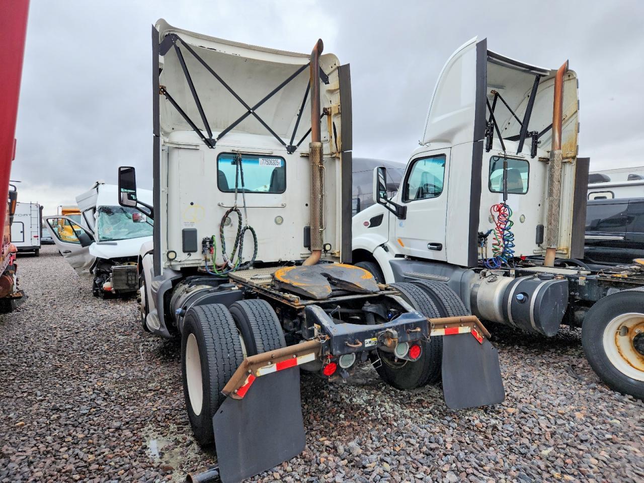 2017 Peterbilt 579