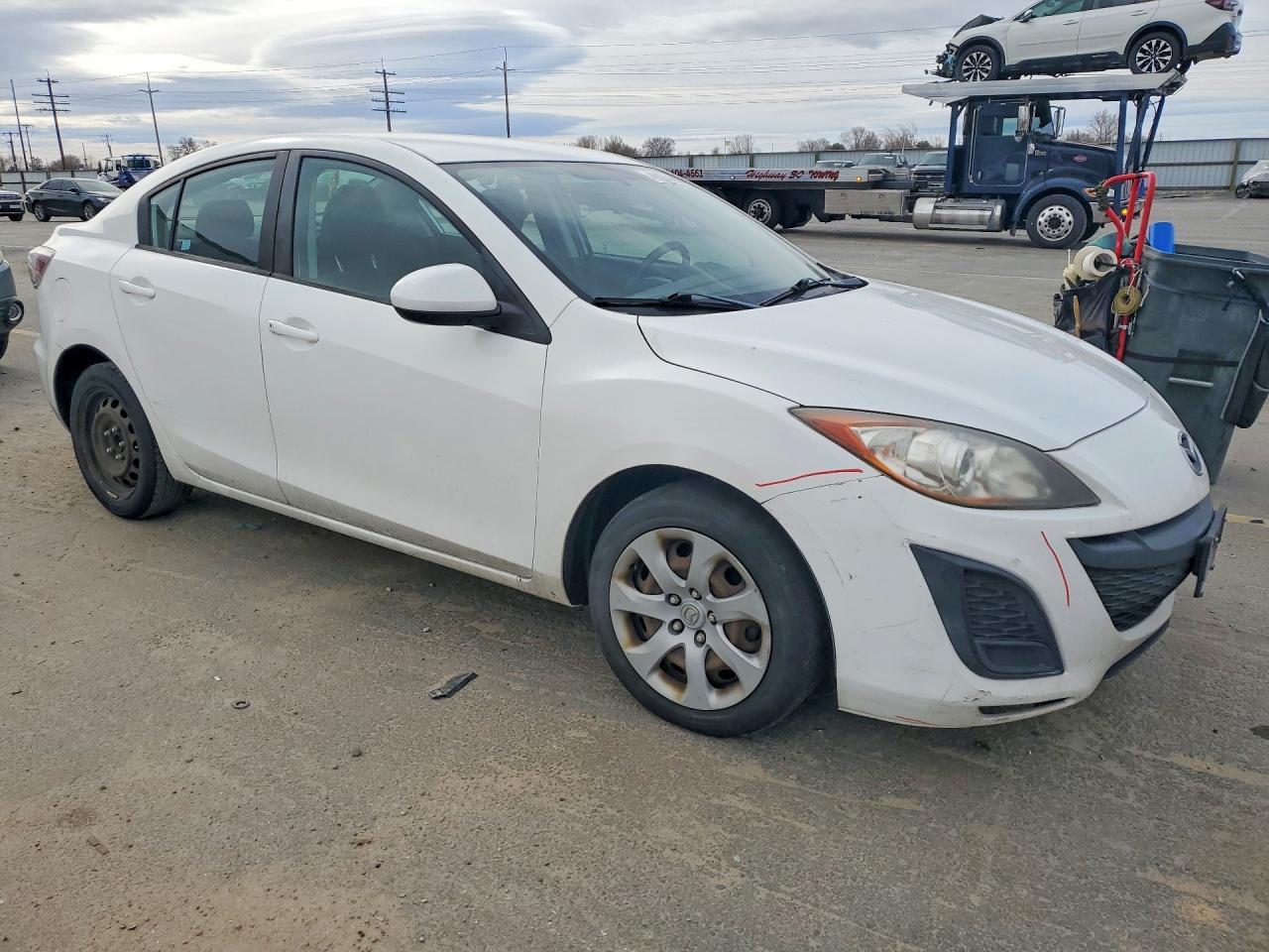 2011 Mazda 3 I