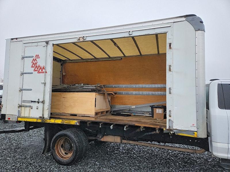 2022 Ford F550 Super Duty BOX Truck