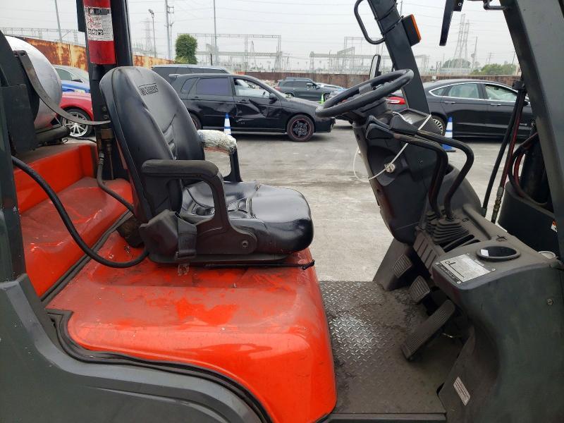 2005 Nissan MCUGL02F36LV Forklift