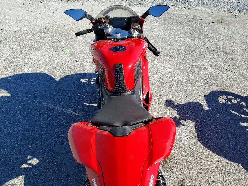 2011 Ducati Superbike 1198