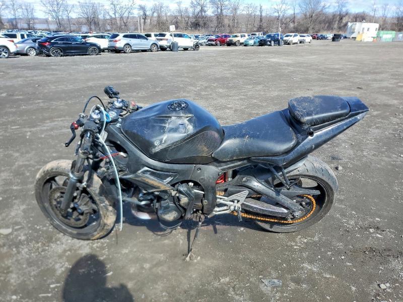 2004 Yamaha YZFR6 L