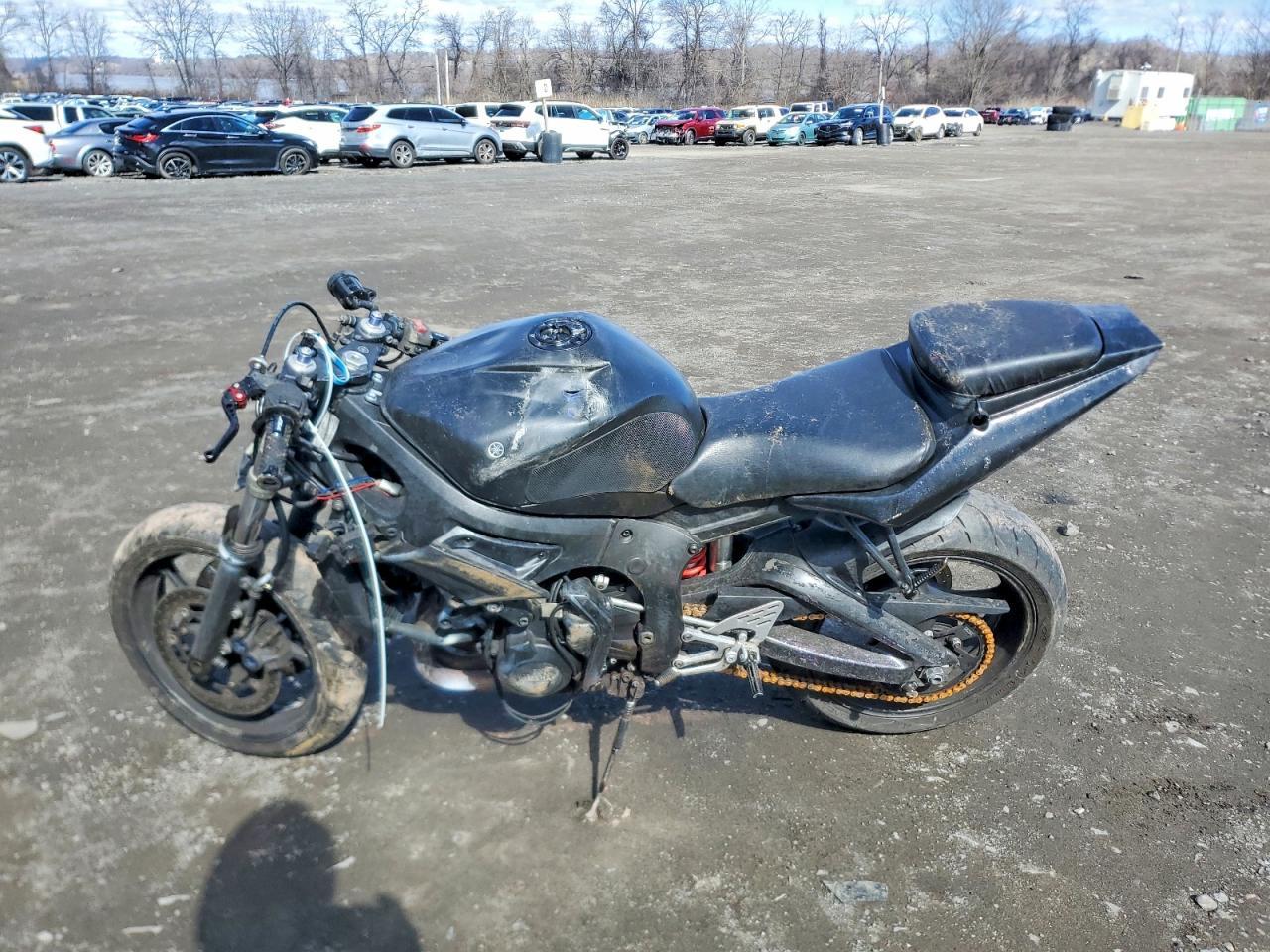 2004 Yamaha YZFR6 L