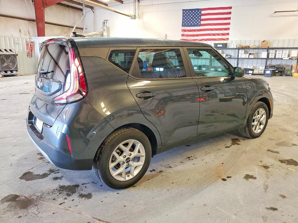 2025 KIA Soul lx