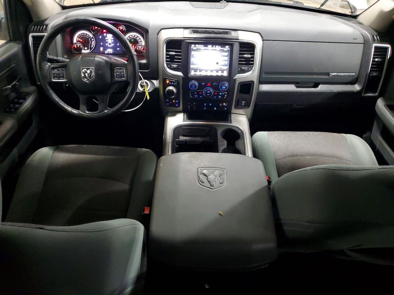 2017 Dodge RAM 1500 SLT