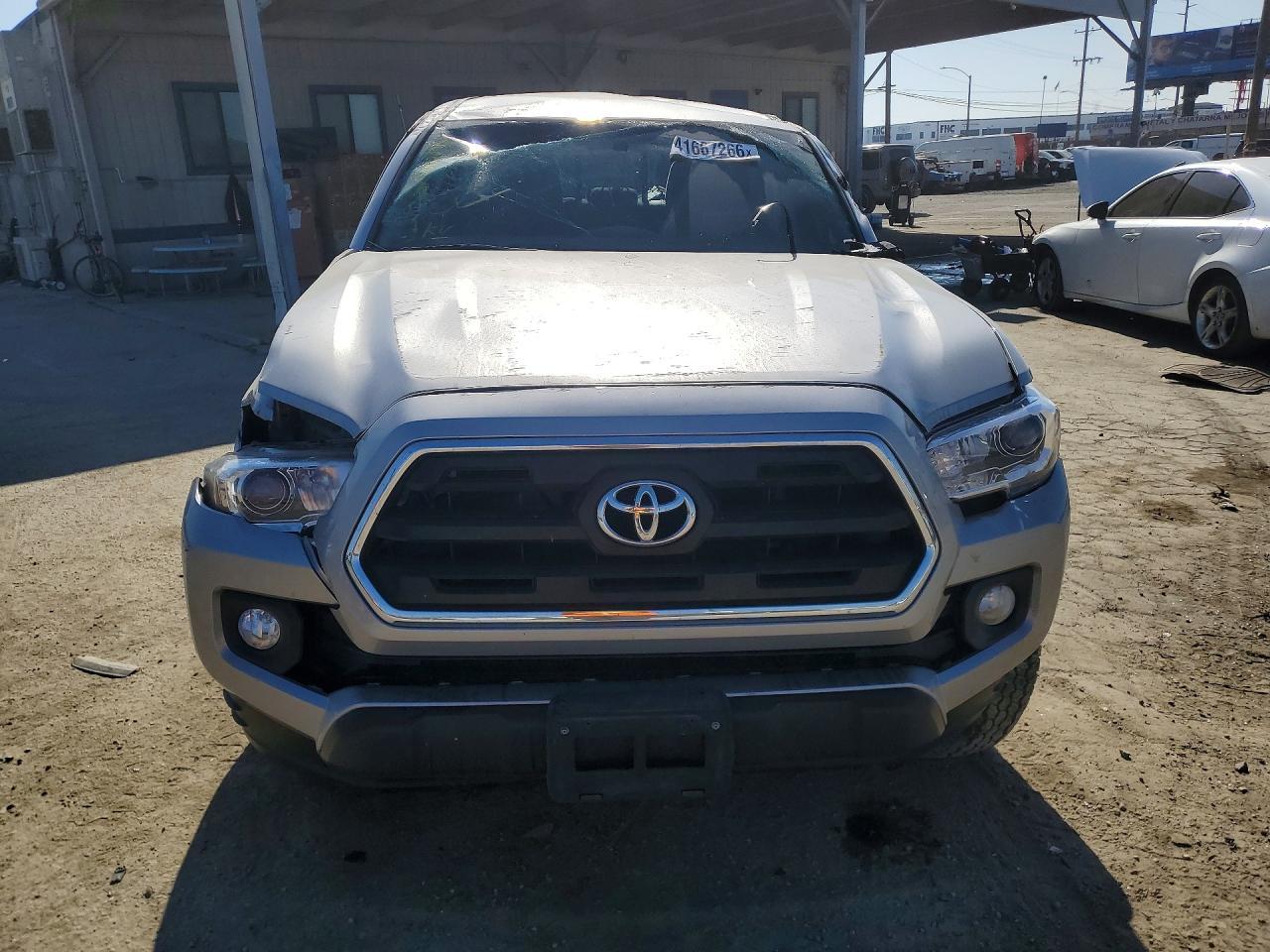 2017 Toyota Tacoma SR5 V6