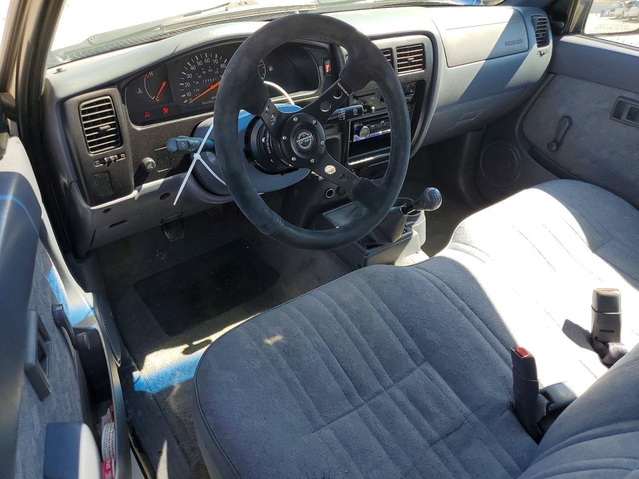 2000 Toyota Tacoma Base