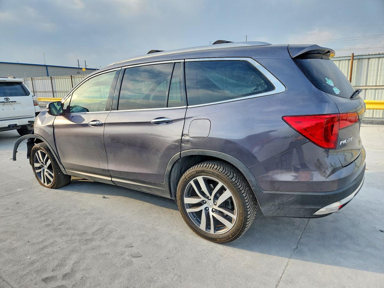 2017 Honda Pilot Elite