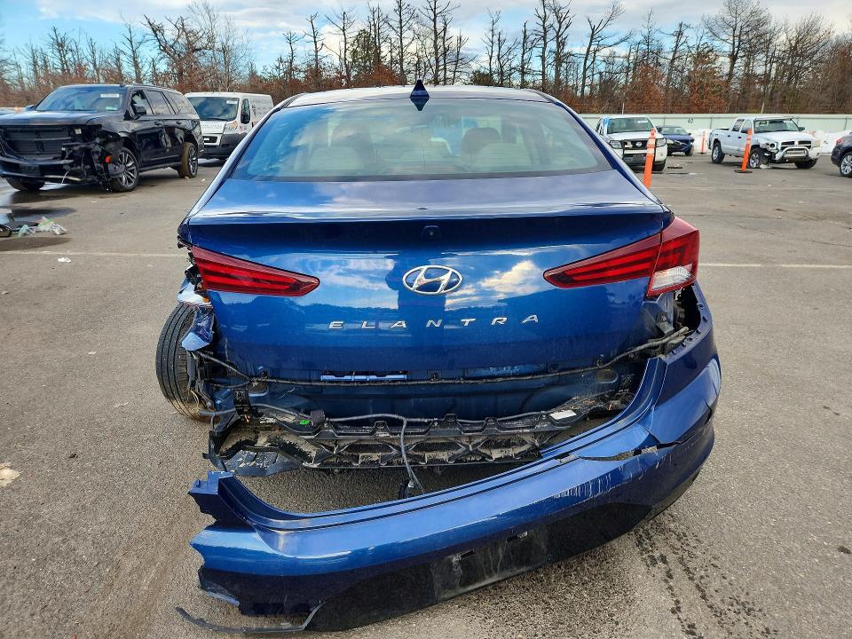 2019 Hyundai Elantra se