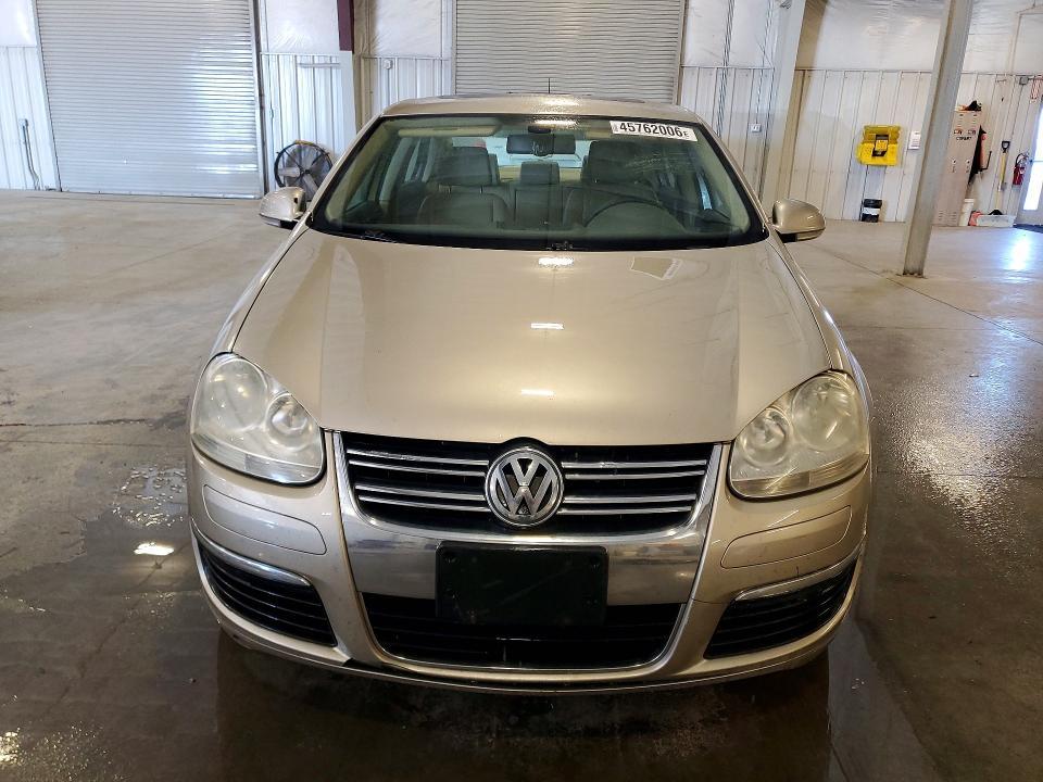 2005 Volkswagen New Jetta 2.5l Option Package 1