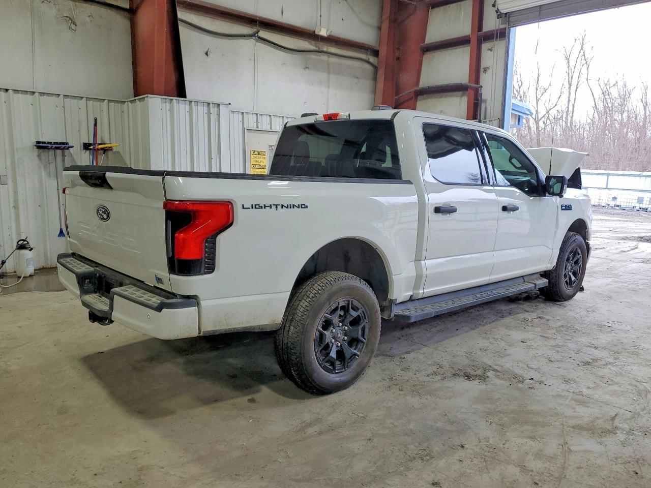 2025 Ford F150 Lightning XLT