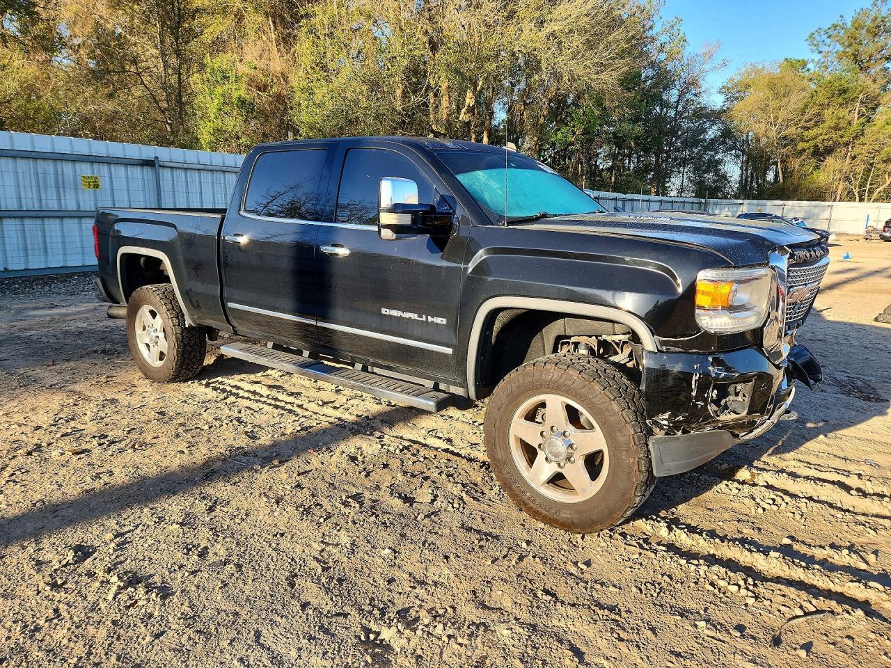 2015 GMC Sierra K2500 Denali