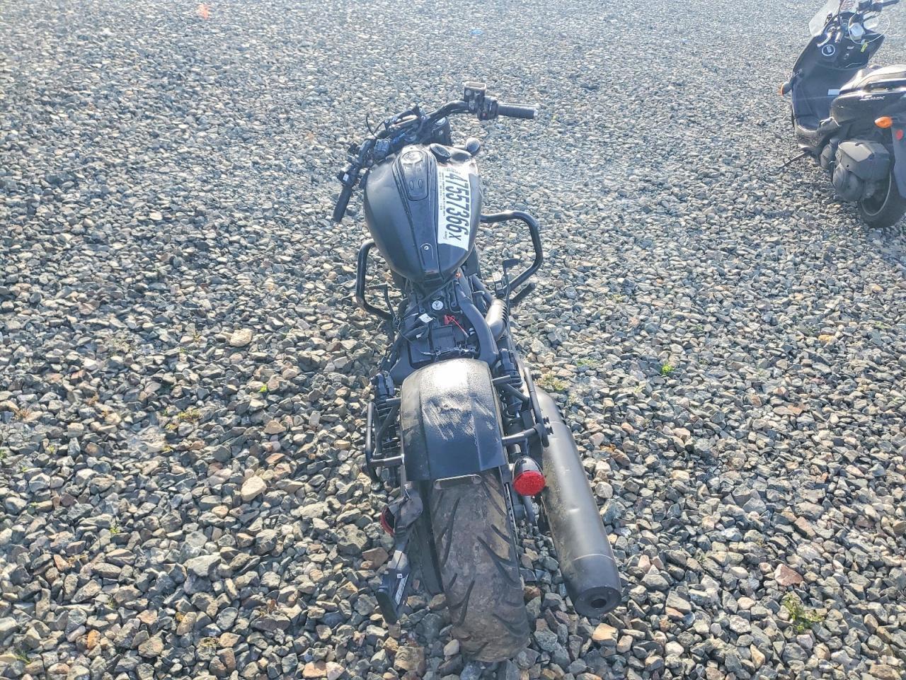 2025 Indian Motorcycle Co. Scout Bobber Limited +TECH