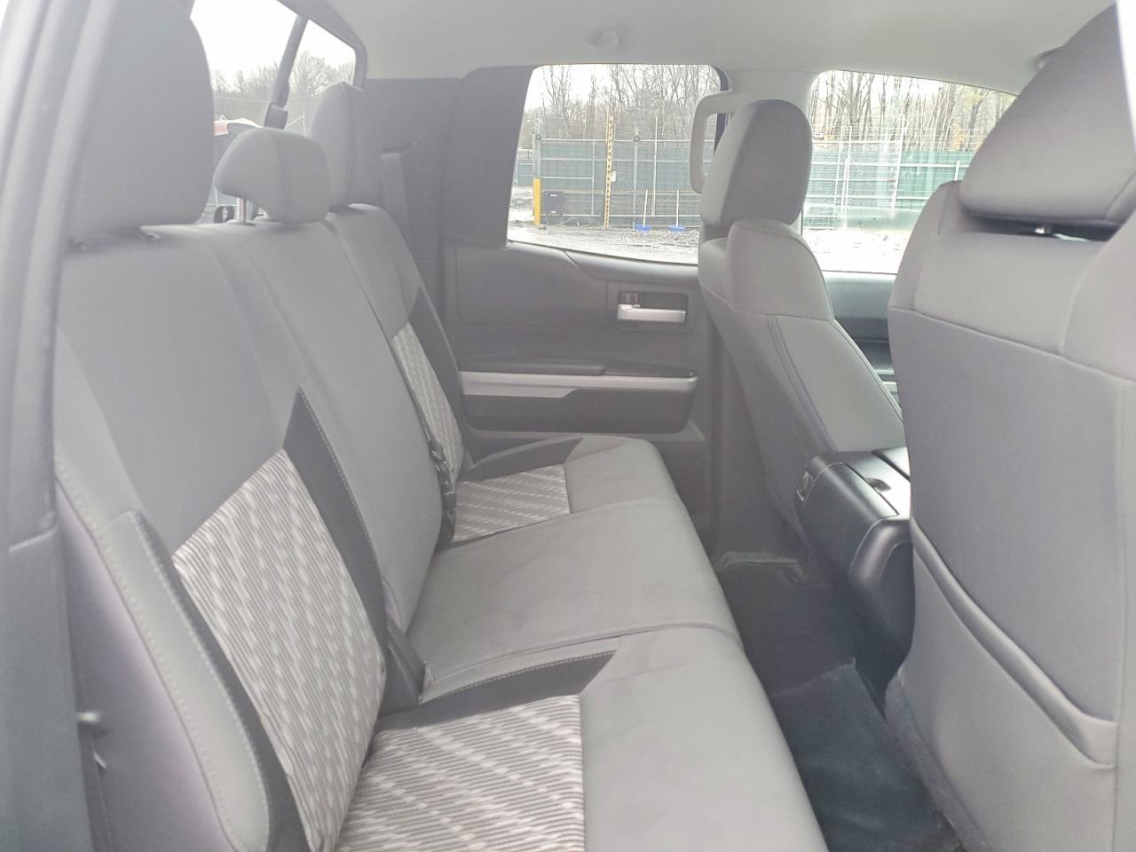 2018 Toyota Tundra SR5