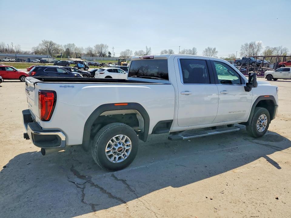 2025 GMC Sierra K2500 SLE