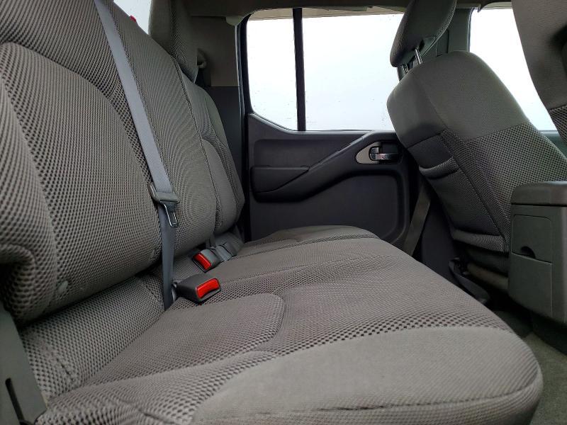 2014 Nissan Frontier SV