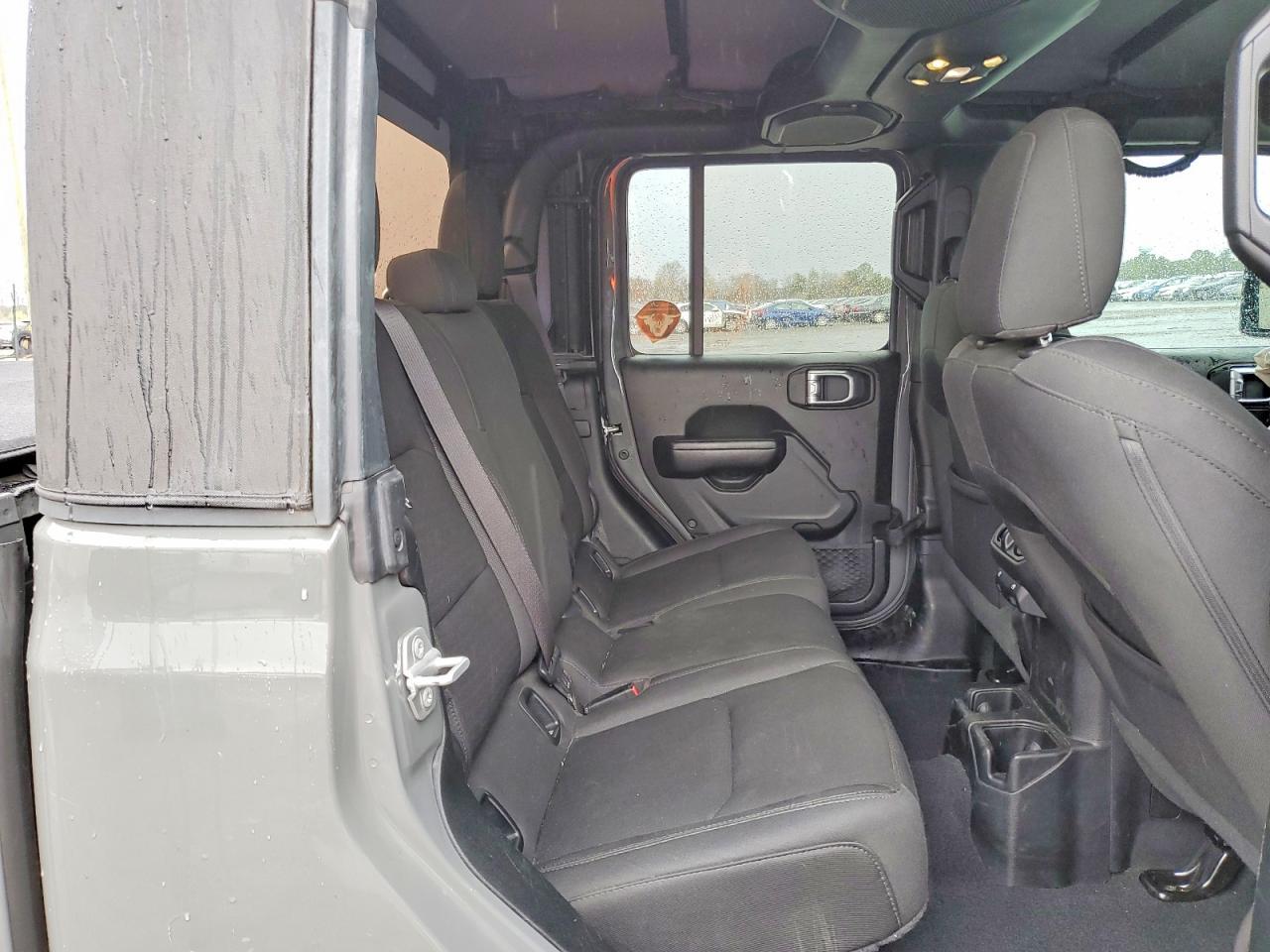 2020 Jeep Gladiator Sport