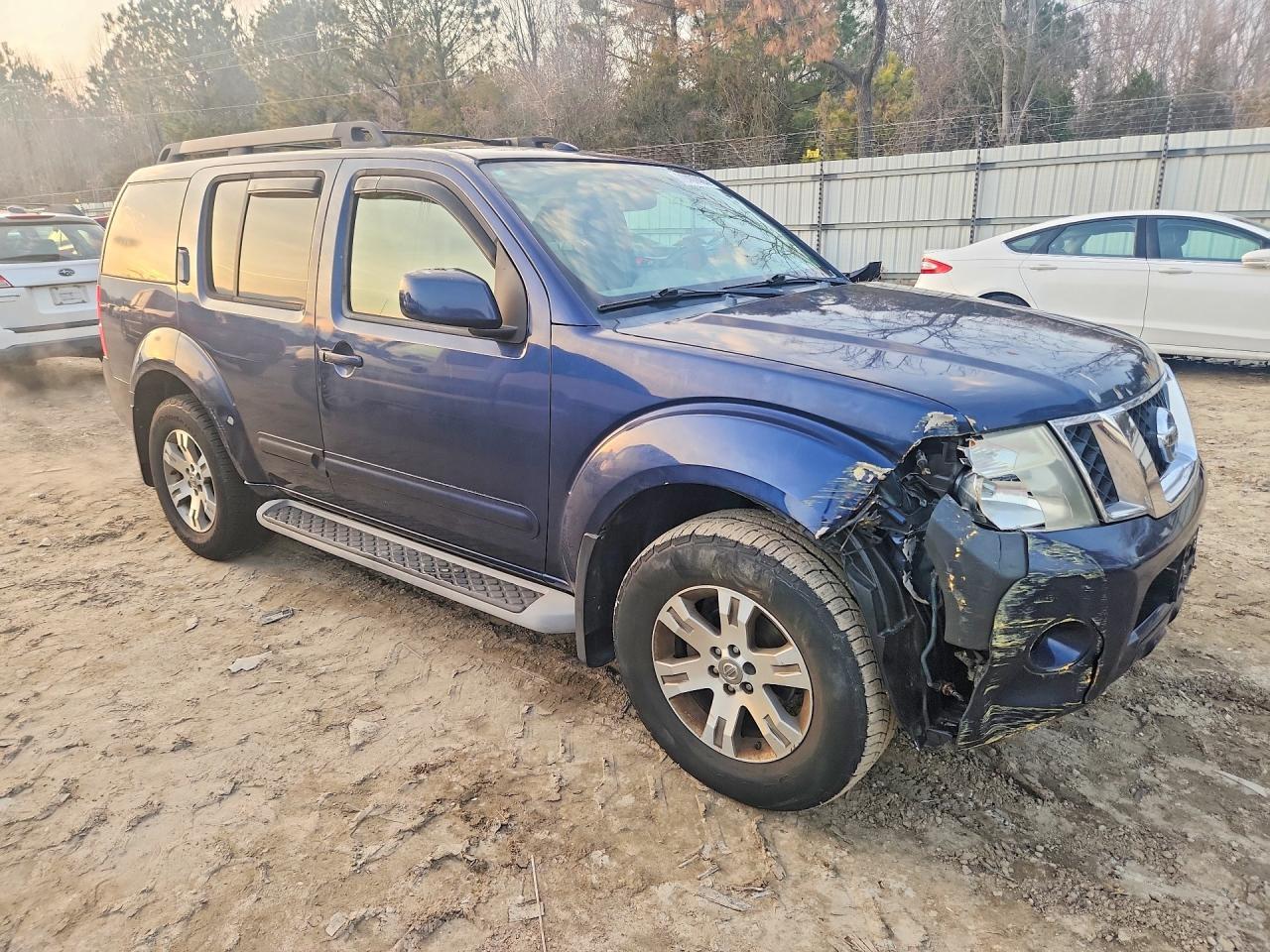 2010 Nissan Pathfinder s