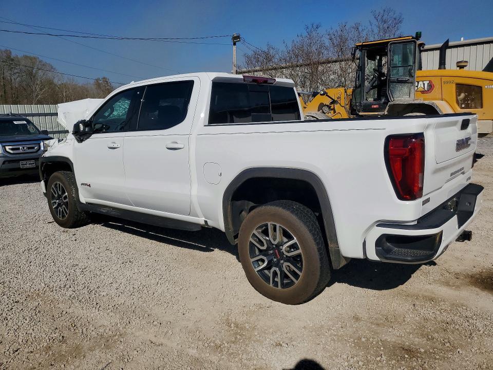 2025 GMC Sierra K1500 AT4