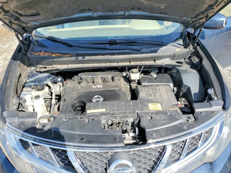 2013 Nissan Murano s