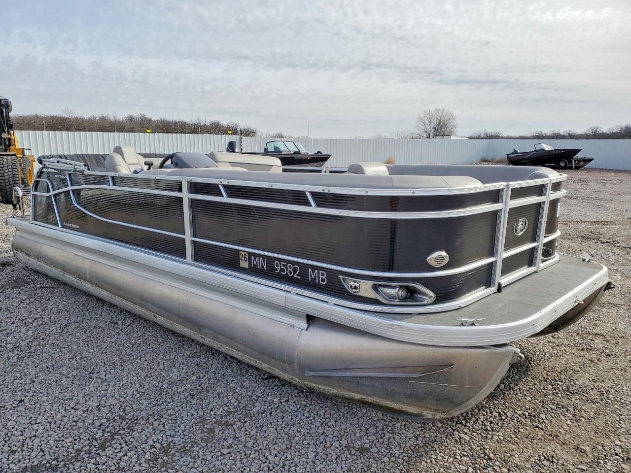2021 Prince Craft Pontoon