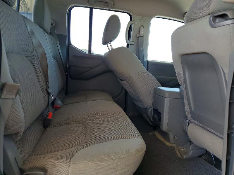 2014 Nissan Frontier s