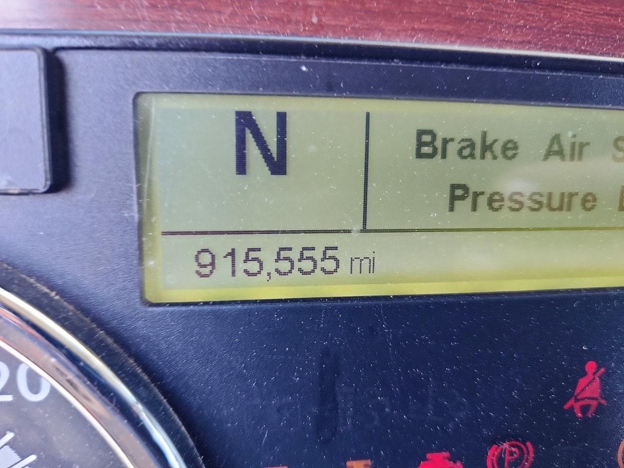 2017 Western Star 5700 Semi Truck