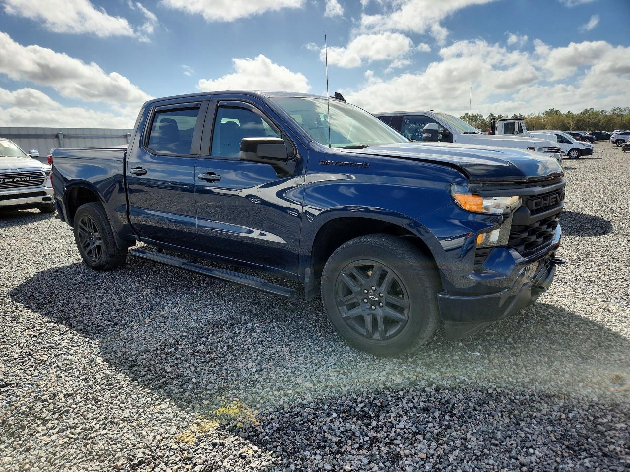 2022 Chevrolet Silverado C1500 Custom