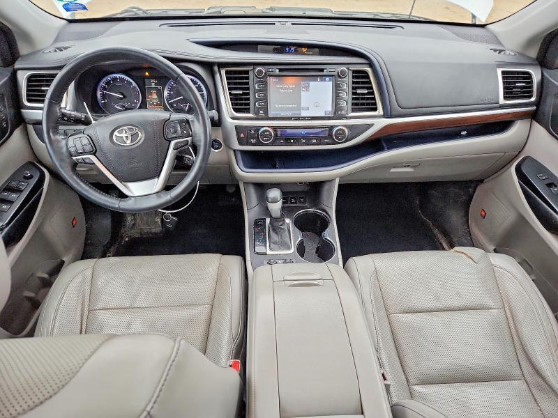 2016 Toyota Highlander Limited Platinum