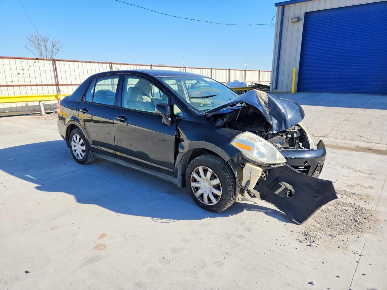 2009 Nissan Versa 1.8 s