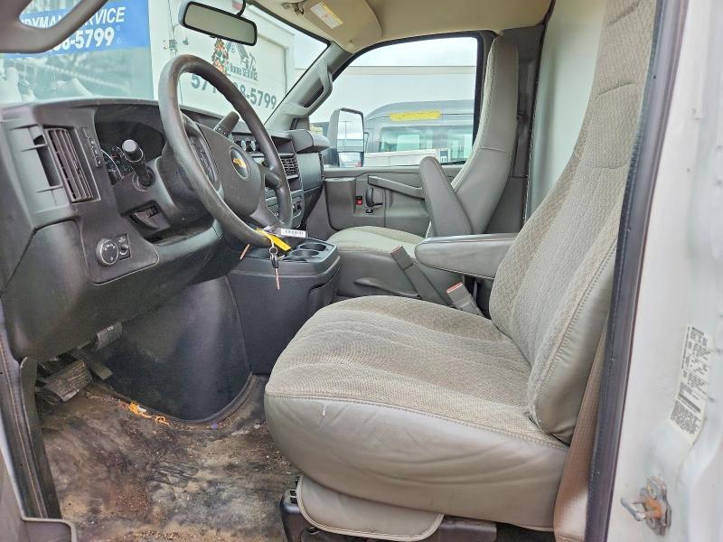 2019 Chevrolet Express BOX Truck