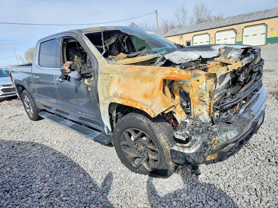 2025 GMC Sierra K1500 SLT