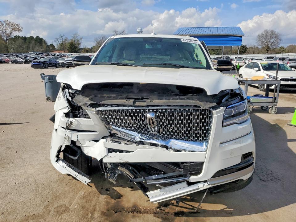 2024 Lincoln Navigator