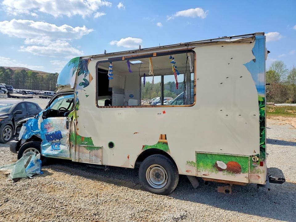 2013 Chev Express G3500