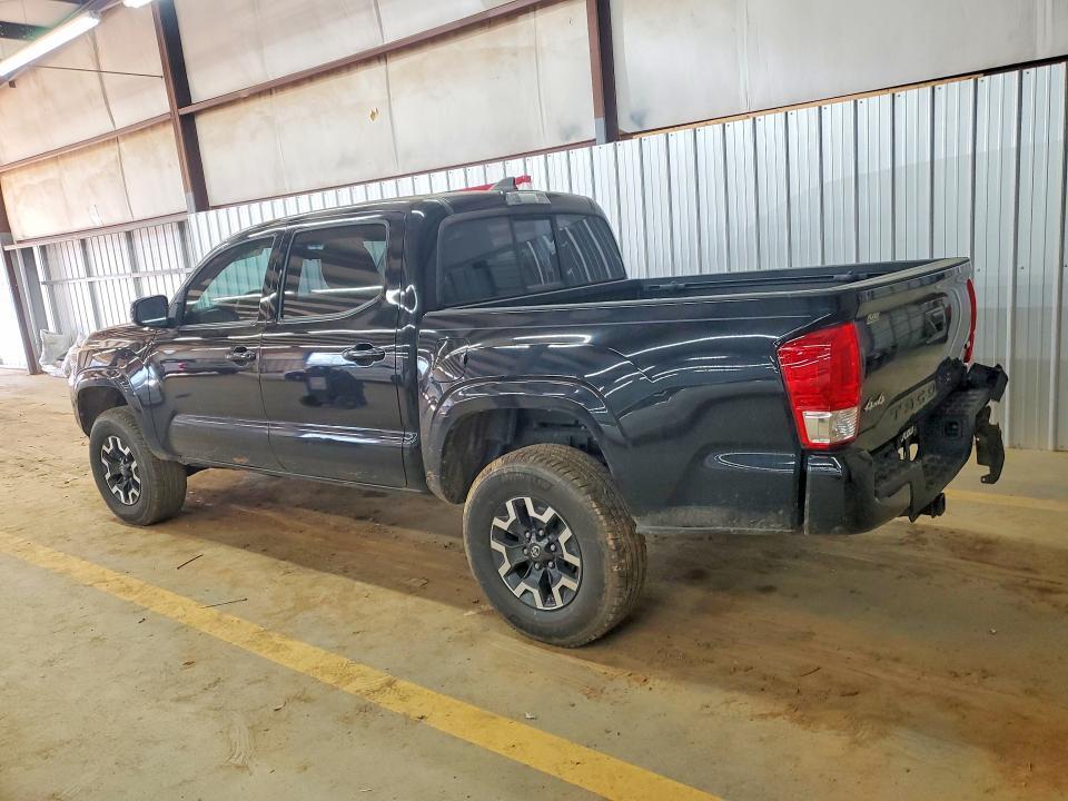 2017 Toyota Tacoma SR V6