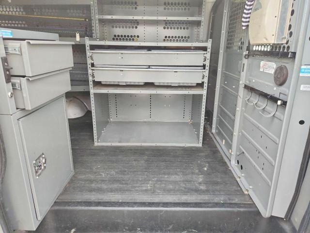 2013 Chev Express G2500