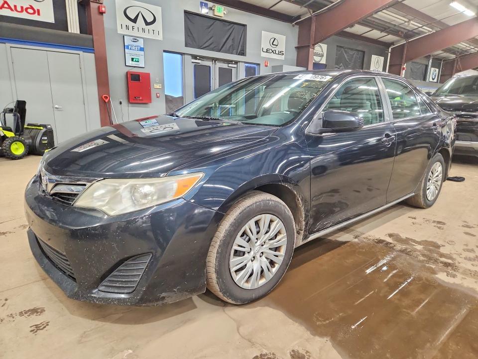 2013 Toyota Camry le