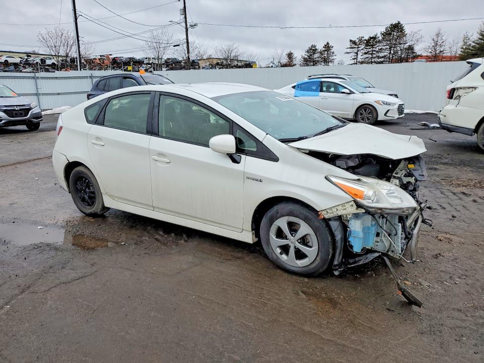 2015 Toyota Prius two