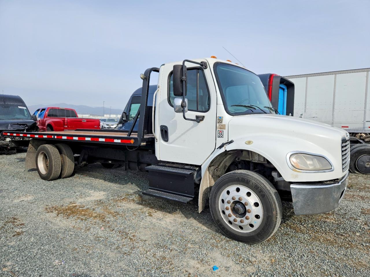 2015 Freightliner M2 106 Medium Duty