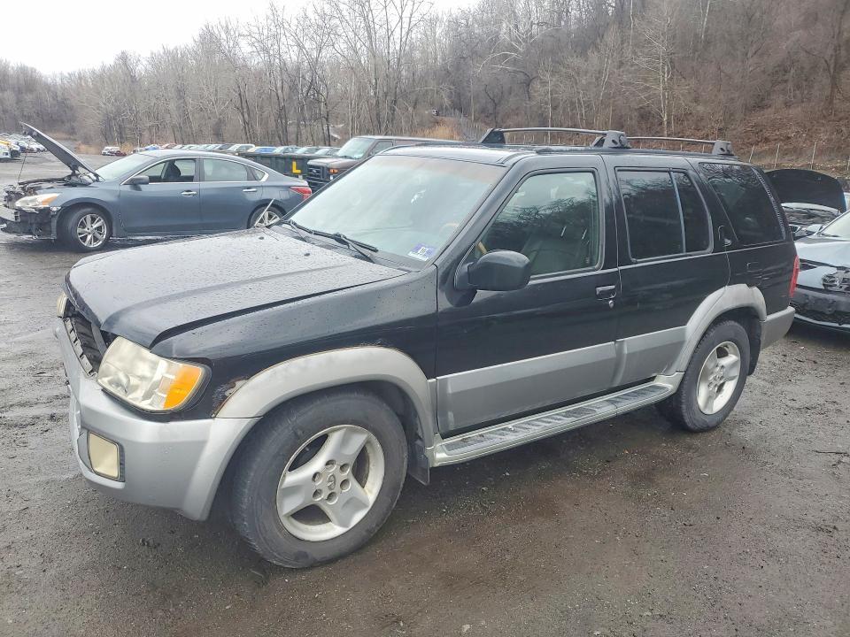 2001 Infiniti QX4 Base