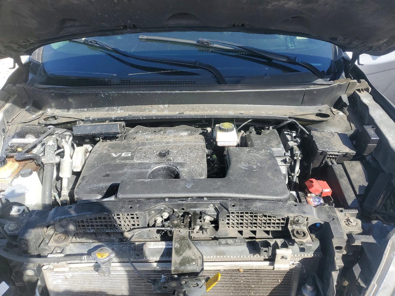 2018 Nissan Pathfinder sl