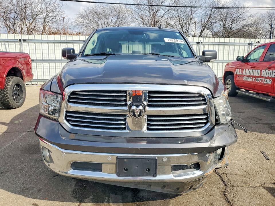 2016 Dodge Ram 1500 slt